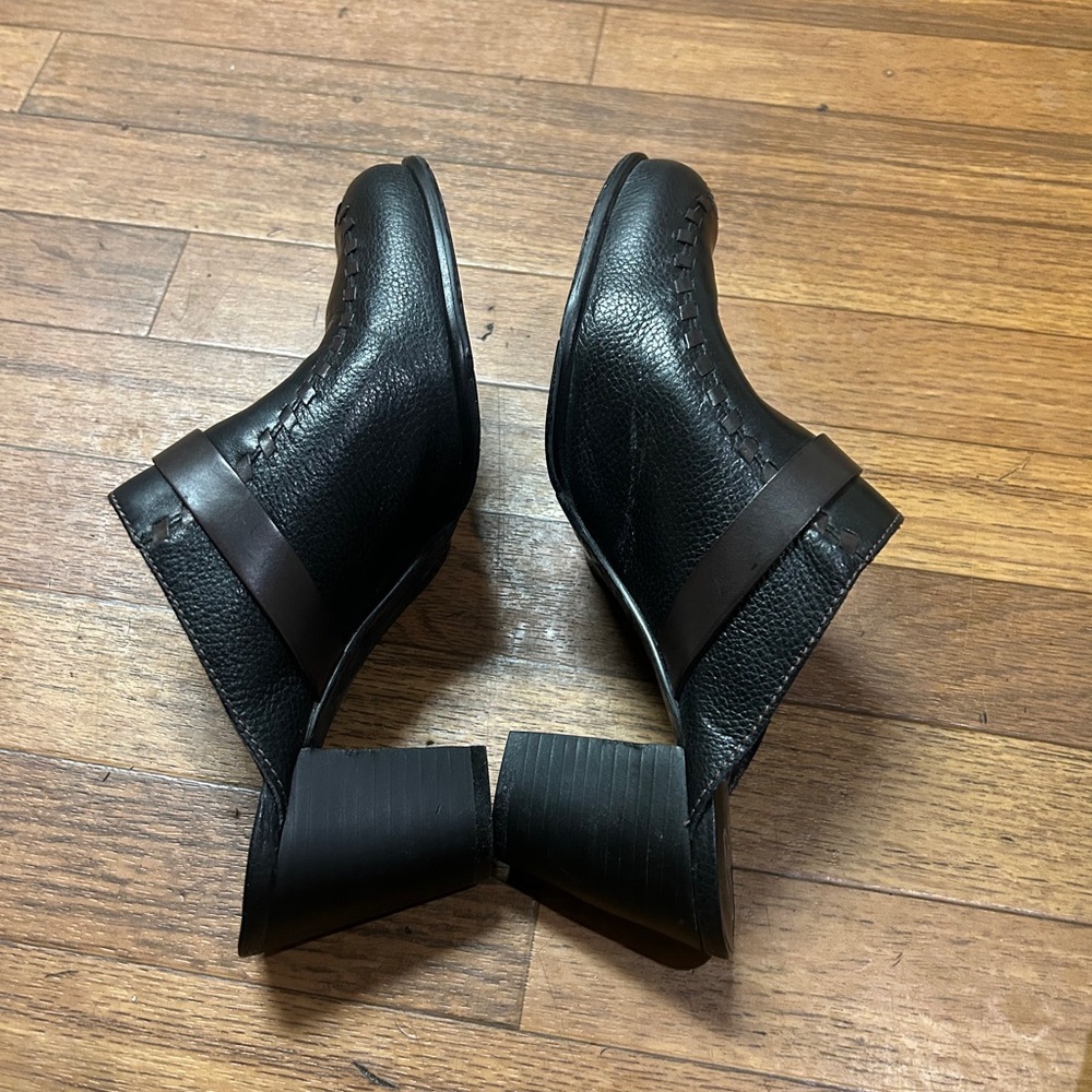 Brighton Black Leather Loafers - Picture 3 of 6